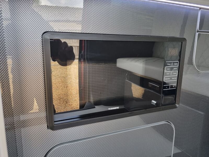 VOLKSWAGEN CAMPERVAN