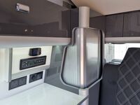 VOLKSWAGEN CAMPERVAN