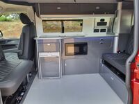 VOLKSWAGEN CAMPERVAN
