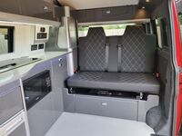 VOLKSWAGEN CAMPERVAN