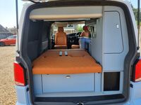VOLKSWAGEN CAMPERVAN