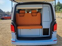 VOLKSWAGEN CAMPERVAN