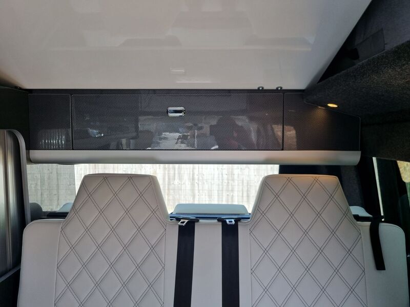 VOLKSWAGEN CAMPERVAN
