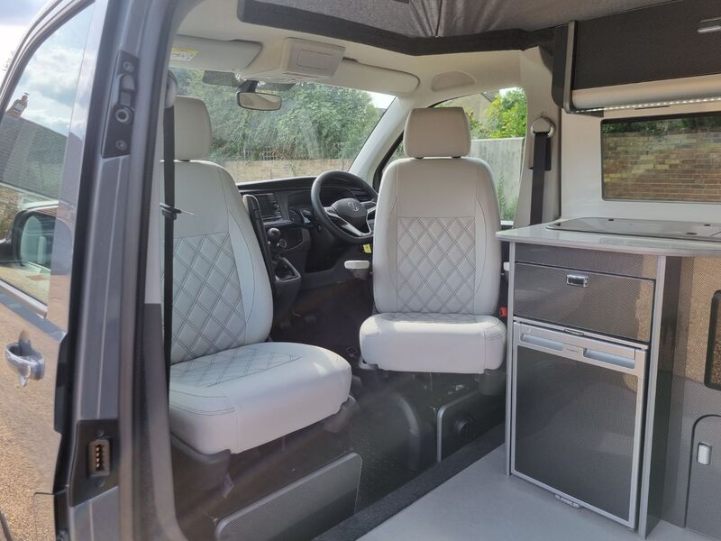VOLKSWAGEN CAMPERVAN