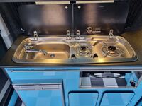 VOLKSWAGEN CAMPERVAN