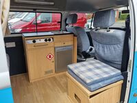 VOLKSWAGEN CAMPERVAN