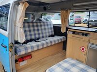 VOLKSWAGEN CAMPERVAN