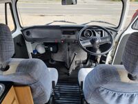 VOLKSWAGEN CAMPERVAN