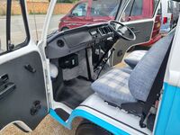 VOLKSWAGEN CAMPERVAN