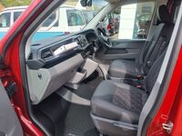 VOLKSWAGEN TRANSPORTER KOMBI