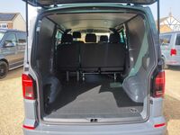 VOLKSWAGEN TRANSPORTER KOMBI