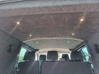 VOLKSWAGEN TRANSPORTER KOMBI